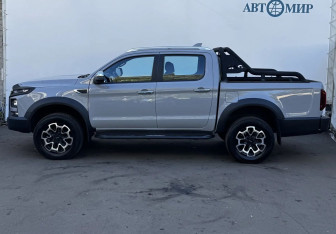 Подержанный автомобиль JAC T9 2025 года (8 фото)