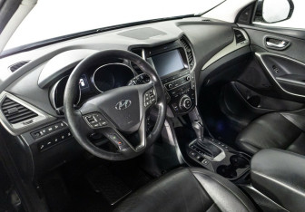 Подержанный автомобиль Hyundai Santa Fe 2018 года (7 фото)