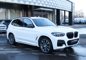 Подержанный автомобиль BMW X3 2019 года (3 фото)