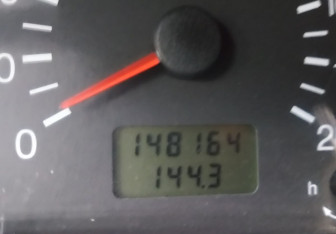 Подержанный автомобиль Chevrolet Niva 2010 года (15 фото)