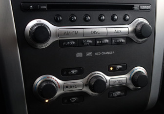 Подержанный автомобиль Nissan Murano Suv 2011 года (17 фото)