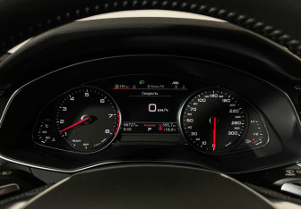 Подержанный автомобиль Audi A6 Wagon 2019 года (11 фото)