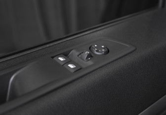 Новый Peugeot Traveller 2024 (4 фото)