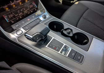 Подержанный автомобиль Audi A6 Sedan 2020 года (28 фото)