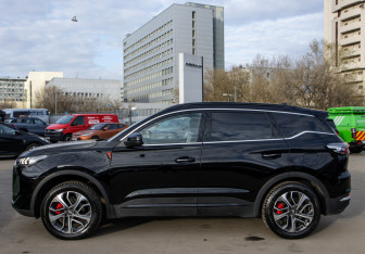 Подержанный автомобиль Chery Tiggo 7 Pro Max 2025 года (6 фото)