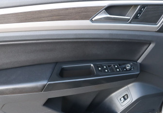 Подержанный автомобиль Volkswagen Teramont 2018 года (11 фото)