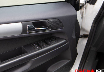 Подержанный автомобиль Opel Zafira Compactvan 2013 года (14 фото)