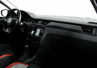 Подержанный автомобиль Skoda Rapid Liftback 2019 года (7 фото)