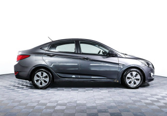 Подержанный автомобиль Hyundai Solaris Sedan 2014 года (4 фото)