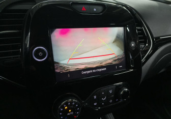 Подержанный автомобиль Renault Kaptur 2020 года (15 фото)