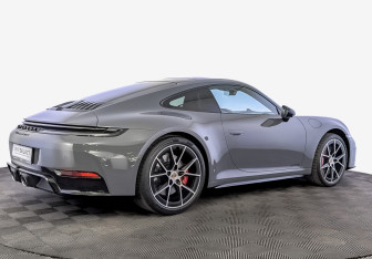 Новый Porsche 911 Coupe 2025 (5 фото)