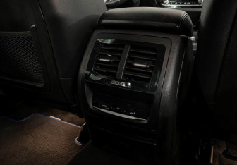 Подержанный автомобиль BMW X3 2018 года (20 фото)