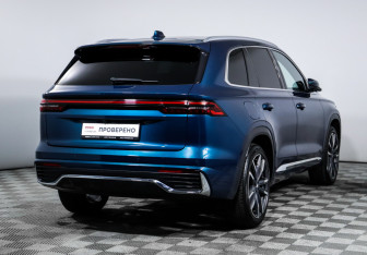 Подержанный автомобиль Geely Monjaro 2023 года (5 фото)