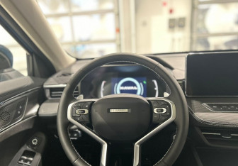 Новый Haval Jolion 2025 (10 фото)