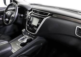 Подержанный автомобиль Nissan Murano Suv 2020 года (5 фото)