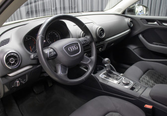 Подержанный автомобиль Audi A3 Sedan 2013 года (16 фото)