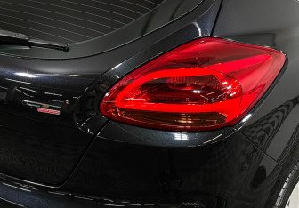 Подержанный автомобиль Kia Ceed GT 2017 года (24 фото)