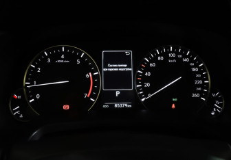 Подержанный автомобиль Lexus RX 2021 года (16 фото)