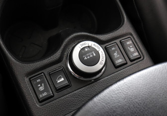 Подержанный автомобиль Nissan X-Trail 2019 года (10 фото)