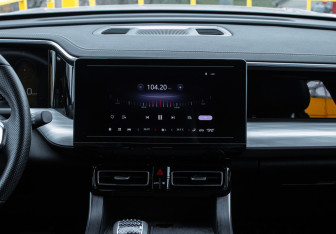 Подержанный автомобиль GAC GS8 2023 года (13 фото)