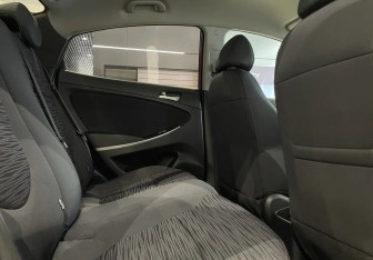Подержанный автомобиль Hyundai Solaris Sedan 2015 года (11 фото)