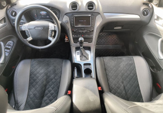 Подержанный автомобиль Ford Mondeo Sedan 2011 года (10 фото)