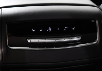 Подержанный автомобиль Cadillac Escalade Suv 2022 года (16 фото)