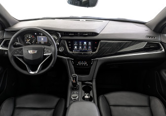 Подержанный автомобиль Cadillac XT6 2021 года (16 фото)