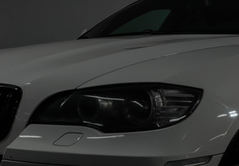 Подержанный автомобиль BMW X6 2011 года (8 фото)