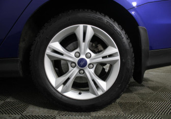 Подержанный автомобиль Ford Focus Wagon 2014 года (5 фото)