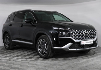 Подержанный автомобиль Hyundai Santa Fe 2022 года (3 фото)