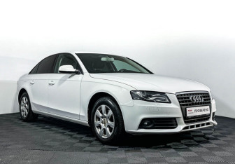 Подержанный автомобиль Audi A4 Sedan 2011 года (3 фото)