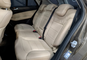 Подержанный автомобиль Mercedes-Benz GLE 2016 года (18 фото)