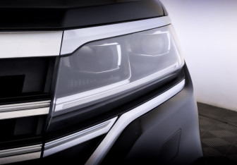 Подержанный автомобиль Volkswagen Touareg 2019 года (17 фото)