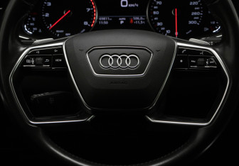Подержанный автомобиль Audi A6 Sedan 2020 года (10 фото)