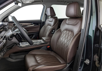 Подержанный автомобиль Exeed VX 2022 года (20 фото)