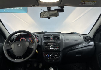 Подержанный автомобиль LADA (ВАЗ) Granta Wagon 2023 года (12 фото)