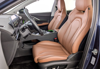 Подержанный автомобиль Omoda C5 2023 года (20 фото)