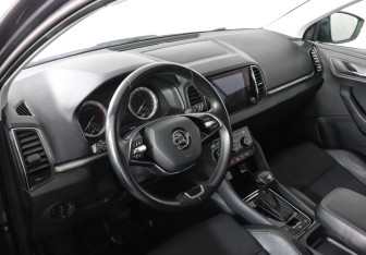 Подержанный автомобиль Skoda Karoq 2020 года (9 фото)