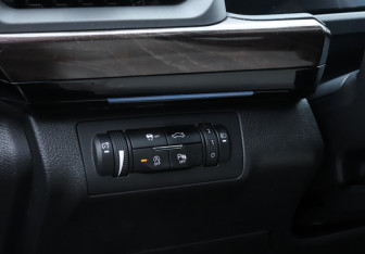 Подержанный автомобиль Exeed VX 2021 года (17 фото)