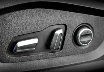 Подержанный автомобиль Exeed LX 2022 года (21 фото)