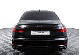 Подержанный автомобиль Audi A8 2019 года (6 фото)