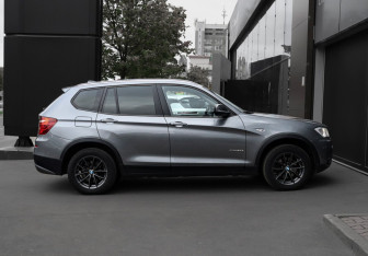Подержанный автомобиль BMW X3 2013 года (4 фото)