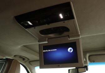 Подержанный автомобиль Cadillac Escalade Suv 2016 года (21 фото)