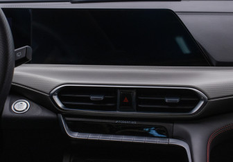 Подержанный автомобиль Changan UNI-T 2023 года (14 фото)
