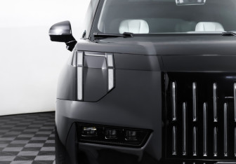 Подержанный автомобиль Zeekr 009 2023 года (29 фото)