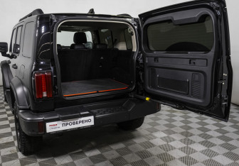 Подержанный автомобиль Tank 300 2022 года (21 фото)