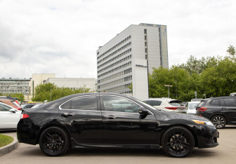 Подержанный автомобиль Honda Accord Sedan 2008 года (3 фото)