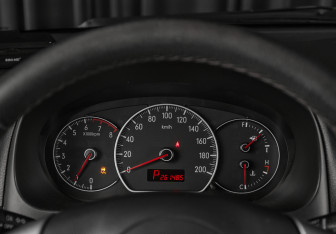 Подержанный автомобиль Suzuki SX4 Hatchback 2008 года (12 фото)