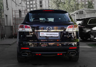 Подержанный автомобиль Mazda CX-9 2008 года (5 фото)
